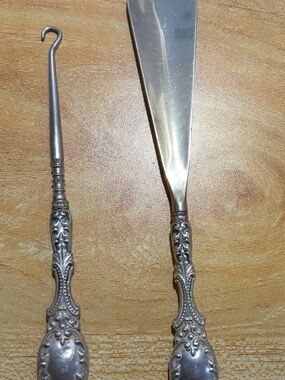 Antique Silver Ornate Decorative Shoe Horn and Button  Hook Set
